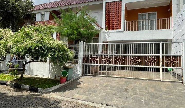 Rumah Hook Eksklusif di Villa Cinere Mas, Menghadap Taman 2