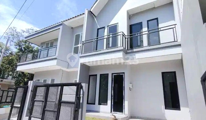 Rumah Brand New di BSD Semi Furnished Lokasi Strategis