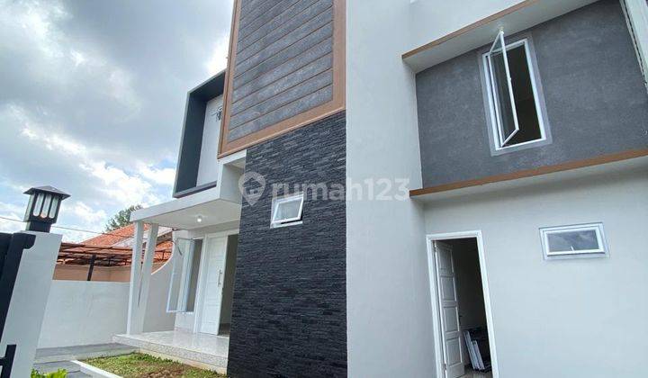 Tempat Tinggal Ideal di Cinere Properti Modern 2 Lantai Dijual  1