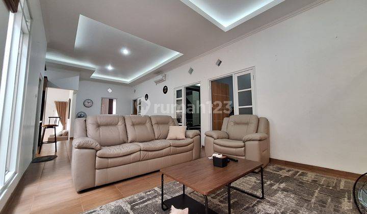 Rumah Strategis Nyaman, Shm, Luas Bangunan 200 M², Siap Huni  1