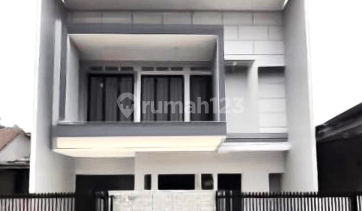 Rumah Brand New di BSD Layout Bagus Dalam Komplek