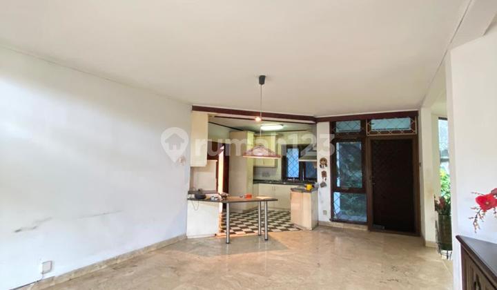 Minimalist House in Cinere 1.5 Floors Area 432 M2 2