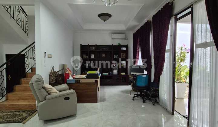 Rumah Homey di Cinere Gandul Dalam Komplek Dekat Tol 2