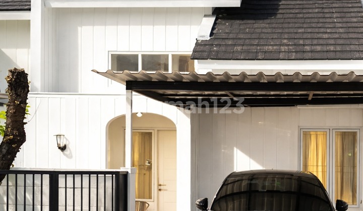 Rumah Cantik Semi Furnished 1,3M di Cinere Siap Huni