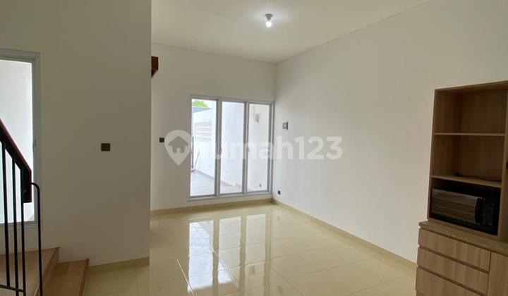 Semi-Furnished House in Andara Near Toll Road Ready to Occupy 2