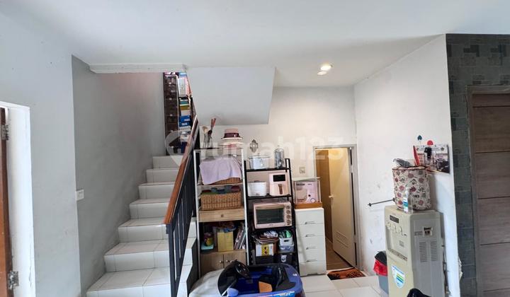 Minimalist House in Cinere Near Rapih Toll Road Ready to Occupy 2