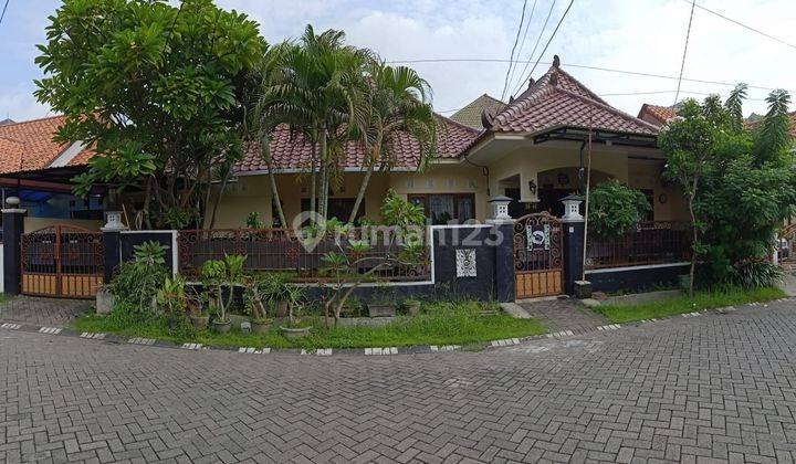 Dijual Cepat Rumah Luas Lokasi Di Babatan Pratama Surabaya Kt 1