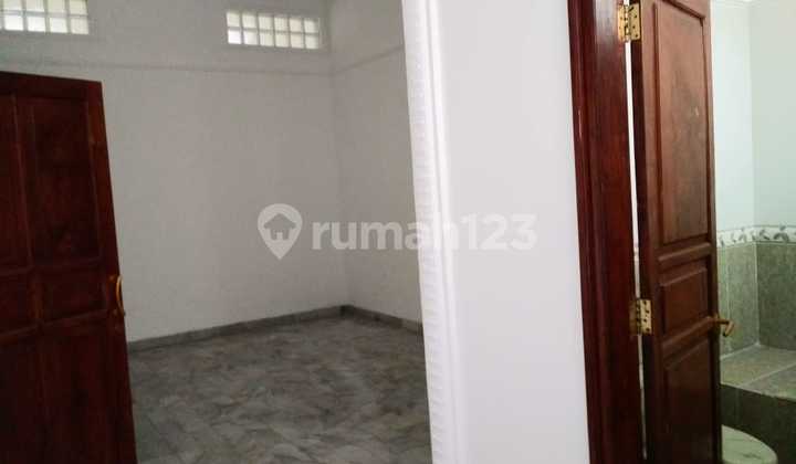 Disewakan Rumah Di Sukomanunggal Jaya, Surabaya Barat Kt 8