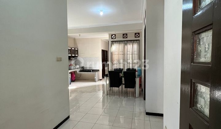 Disewakan Rumah Di Royal Ketintang Regency, Surabaya Kt 2