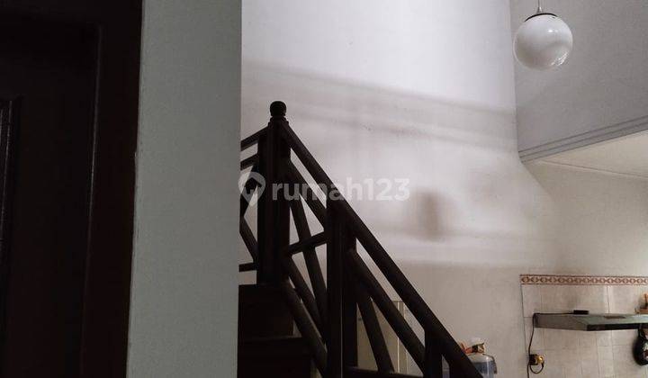 Dijual Rumah 2 Lantai Di Pucang Anom Surabaya Kt 5