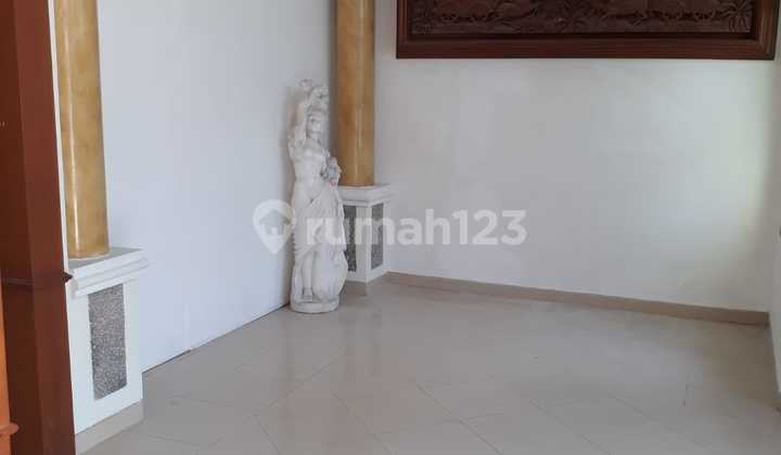 Disewakan Rumah Di Taman Gapura Surabaya Kt 10