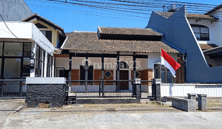 Dijual Cepat Rumah Pusat Kota Lokasi Di Jl Jambi Surabaya Kt 1