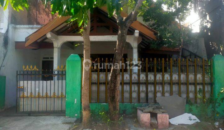 Dijual Cepat Rumah Lokasi Strategis Cocok Untuk Kos Di Ngagel Kt 1