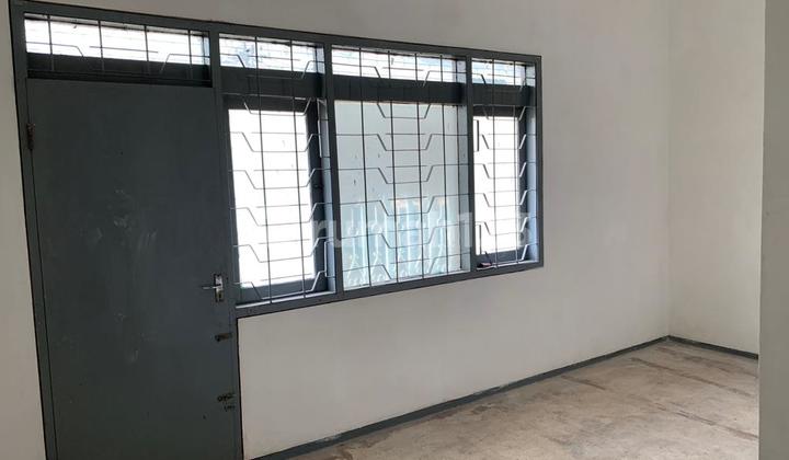 Disewakan Ruko Siap Huni Lokasi Di Jalan Pasar Kembang Surabaya KT 2