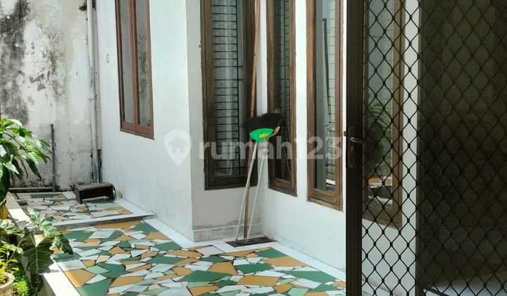 Disewakan Rumah Murah Siap Huni Lokasi Di Semolowaru Surabaya KT 2