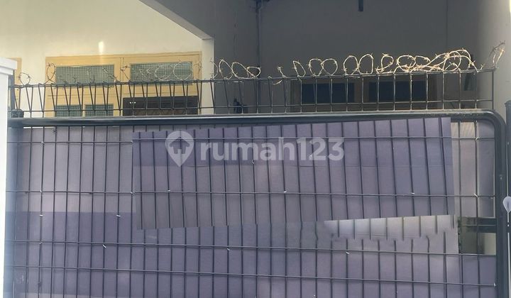 Disewakan Rumah Murah Siap Huni Lokasi Di Tengah Kota Surabaya FB 1