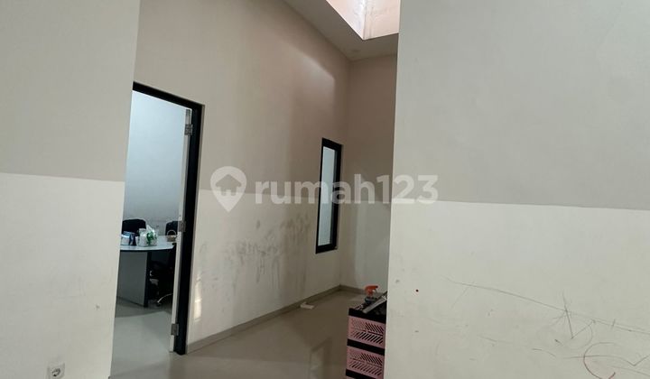 Disewakan Rumah Siap Huni Lokasi Di Griya Utama Kebraon Surabaya KT 2