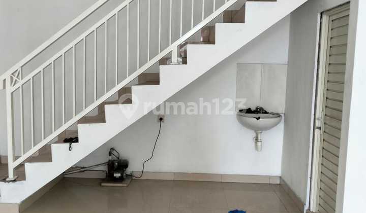 Disewakan Ruko Murah Nol Jalan Simokerto Surabaya KT 2