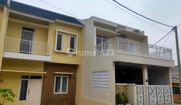 Rumah 2 lantai di Jl raya sukahati Cibinong  3