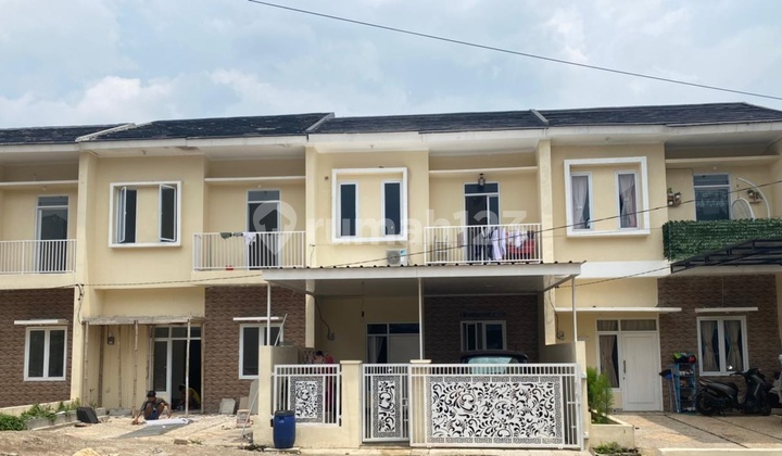 5 unit lagi , siapa cepat dia dapat . Lokasi strategis di pusat pemerintahan pemda CIBINONG  3
