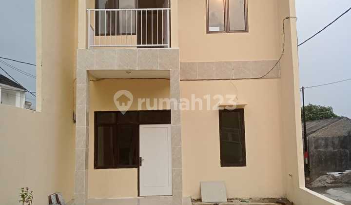 Rumah 2 Lt Free Desaign Minimalis modern  4