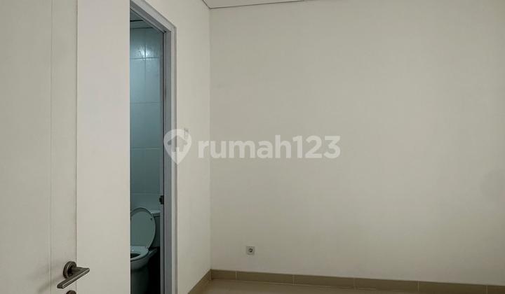 Rumah Cantik 2 Lantai Siap Huni Lokasi Strategis di Cluster Menaggio Granada Paramount Gading Serpong 2