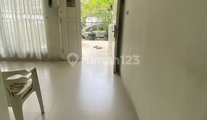 Rumah Full Renov High Ceiling 2 Lantai Siap Huni di BSD Anggrek Loka Tangerang