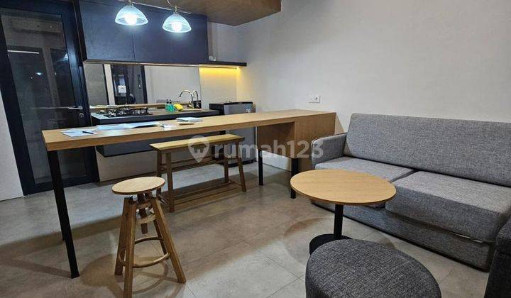 Super Butuh Uang Dijual Rumah Furnish di Tabebuya Invensihaus  1