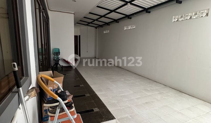 Rumah Hoek Homey Full Furnished di The Green, BSD Tangerang 2