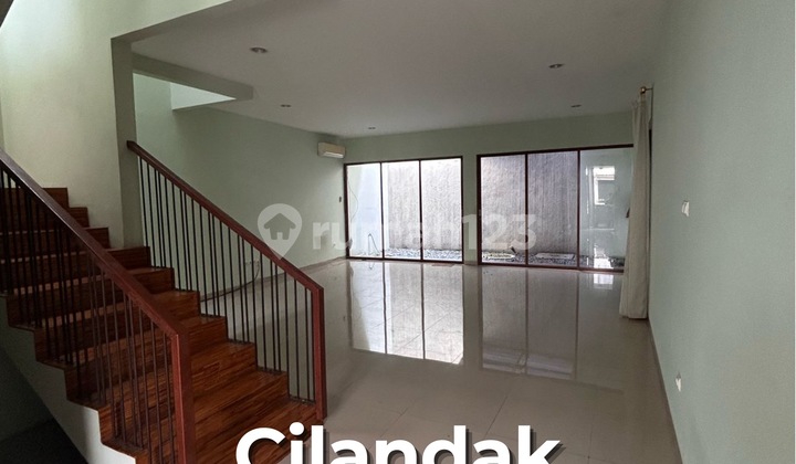Rumah Kontrakan Unfurnished Cilandak, Jakarta Selatan