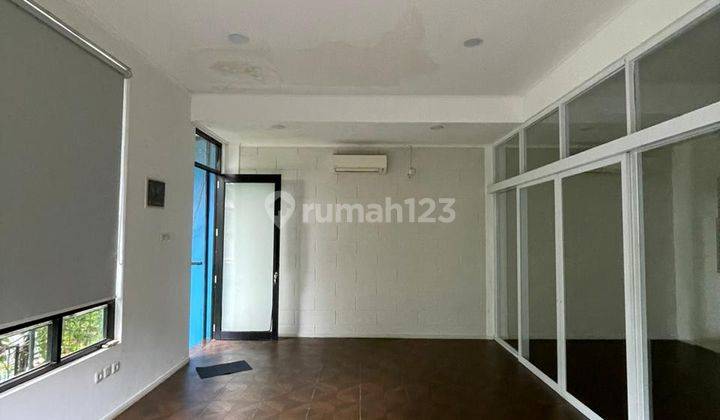 Ruang-usaha di Cilandak, Jakarta Selatan 150 m Bagus 10