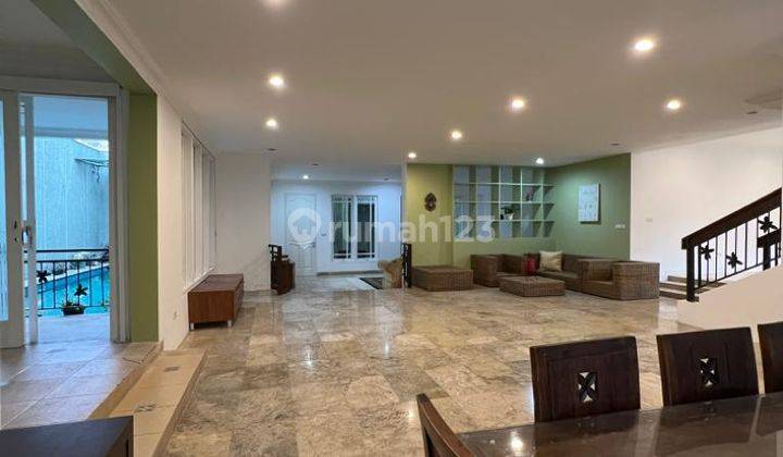 Rumah 2 Lantai Semi Furnished SHM di Ampera, Jakarta Selatan 2
