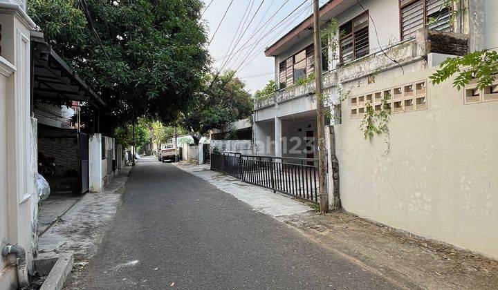 Rumah 2 Lantai Butuh Renovasi SHM di Senopati, Jakarta Selatan 1