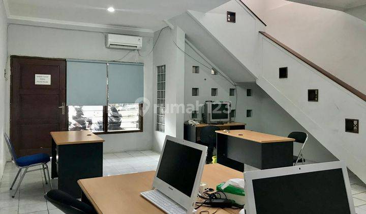 Rumah 2 Lantai Butuh Renovasi SHM di Senopati, Jakarta Selatan 2