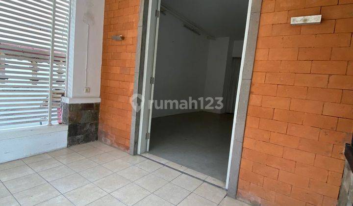 Rumah 2 Lantai Unfurnished SHM di Fatmawati, Jakarta Selatan 2