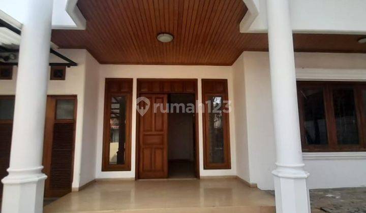 Rumah 2 Lantai Bagus SHM di Pejaten, Jakarta Selatan 2