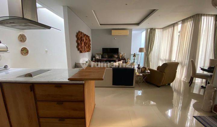 Rumah 2 Lantai Bagus Furnished SHM di Kemang, Jakarta Selatan 2