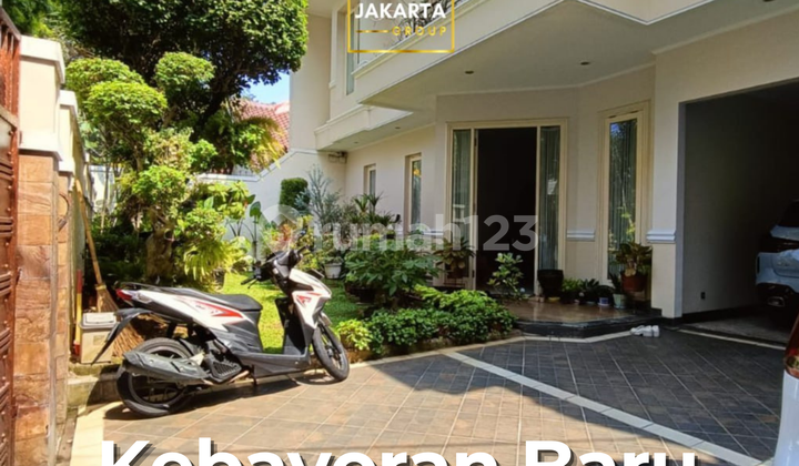 Rumah Bagus Semi Furnished SHM Kebayoran Baru, Jakarta Selatan