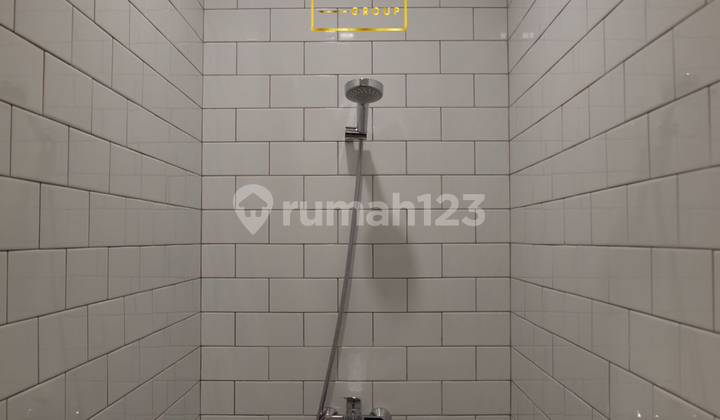 Rumah Bagus Semi Furnished SHM Bintaro, Jakarta Selatan 2