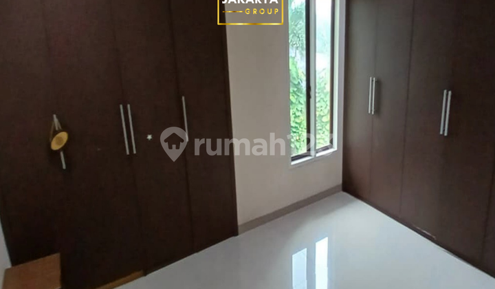 Flood-Free, House, 2 Floors, SHM, Ready to Occupy 2