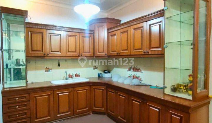 Rumah Bagus Semi Furnished SHM di Pesanggrahan, Jakarta Selatan 2