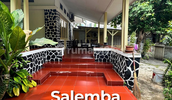 Rumah Butuh Renovasi Total Unfurnished SHM Salemba, Jakarta Pusat