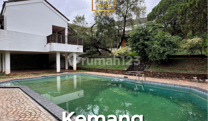 Good Lease House with SHM in Kemang, South Jakarta