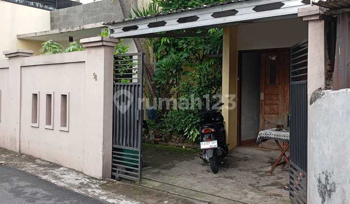 Rumah Butuh Minim Renovasi SHM Lebak Bulus, Jakarta Selatan Rumah Butuh Minim Renovasi SHM Lebak Bulus, Jakarta Selatan