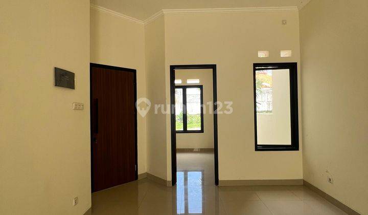 Rumah Unfurnished SHM di Pejaten, Jakarta Selatan 2