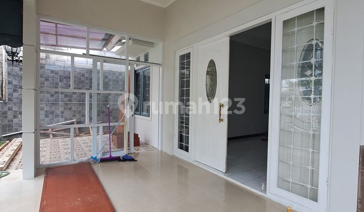 Rumah Kontrakan Bagus SHM Kebayoran Baru, Jakarta Selatan 2