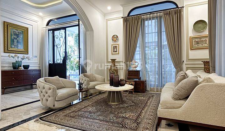 Rumah Bagus Semi Furnished SHM di Tanjung Barat, Jakarta Selatan 1