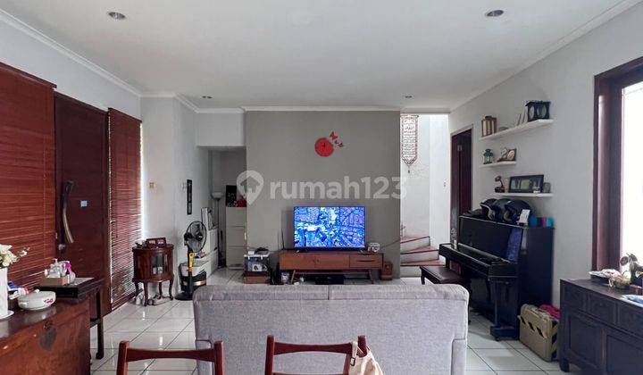 Rumah Bagus SHM Jagakarsa, Jakarta Selatan Semi Furnished 2