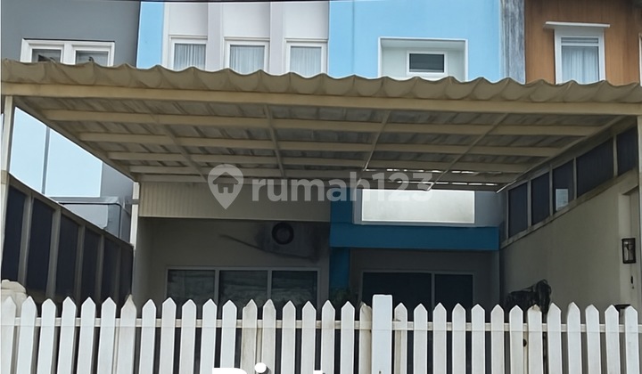 Rumah Bagus Semi Furnished SHM Bintaro, Tangerang Selatan