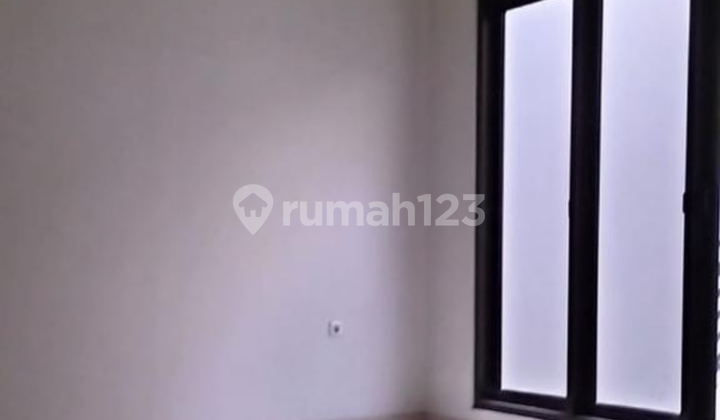 Good Rental House with SHM in Pejaten, South Jakarta 2